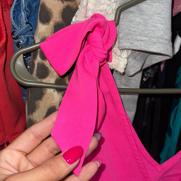 NWT-Beautiful Barbie Pink Romper - Picture 4 of 4